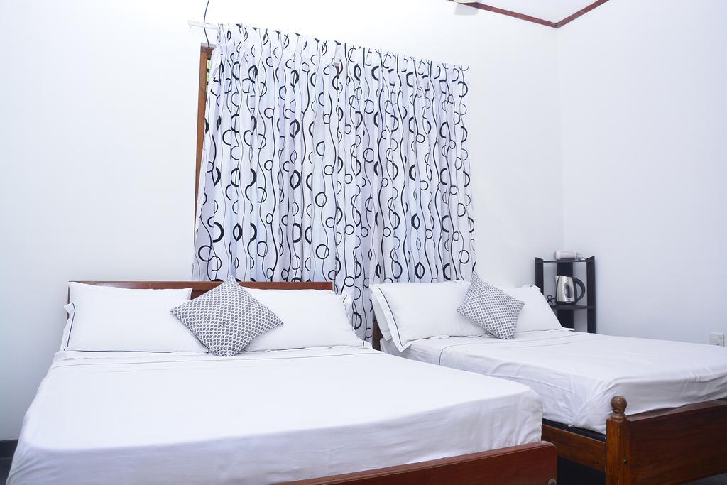 Livinginn Polonnaruwa Exteriér fotografie