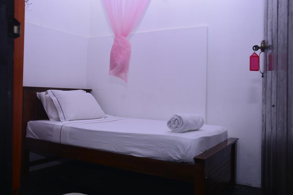 Livinginn Polonnaruwa Exteriér fotografie